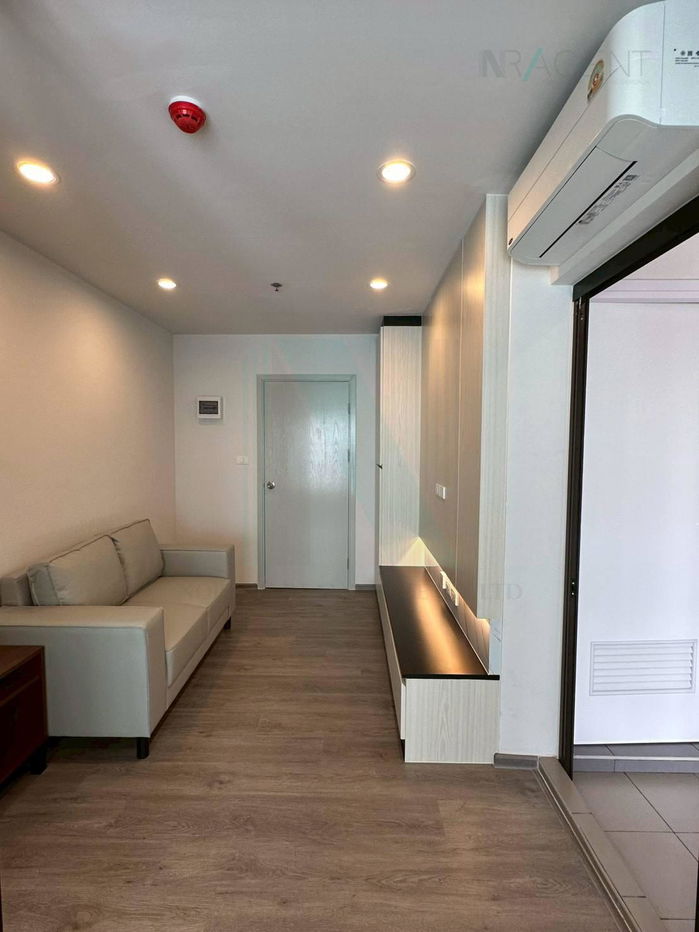 รูป ให้เช่าคอนโด รีเจ้นท์ โฮม วุฒากาศ อาคาร A ชั้น 32 1 ห้องนอน ขนาด 26 ตรม ใกล้ BTS วุฒากาศ - รูปที่ 1/8