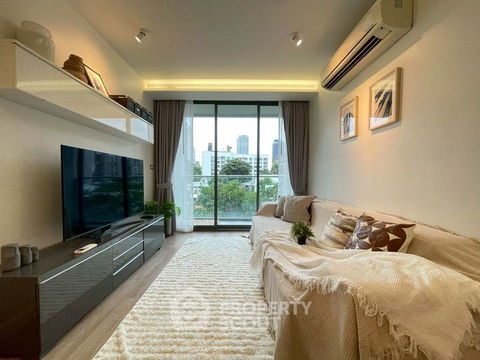 1-BR Condo at Via 49 near BTS Phrom Phong (ID 2512476)