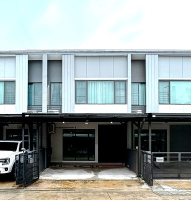 Townhouses for sale Bangkok : ST0051 | For Sale: Pleno Ladprao-Serithai 💰 Price: 4.45 million baht (Negotiable)