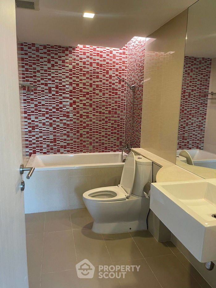 picture 1-BR Condo at Le Nice Ekkamai Condominium near BTS Ekkamai (ID 2323493) - 12/12