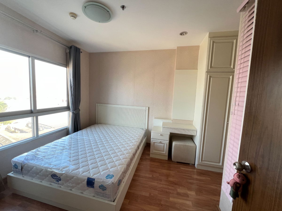 picture Ivy River Condominium, a riverside condo along the Chao Phraya River. River-view unit with full facilities, ready to move in. - 3/14