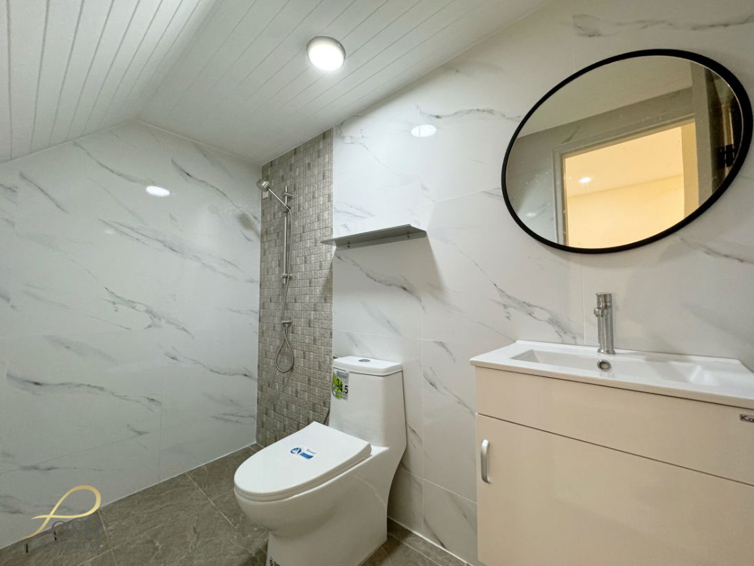 รูป บ้านรีโนเวทใหม่โครงการพนาสนธิ์ เรสซิเด้นท์ (ข้างแม็คโครภูเก็ต) สไตล์โคซี่มินิมอล ฟังก์ชั่นครบ แยกสัดส่วนใช้สอยอย่างลงตัว - รูปที่ 19/26