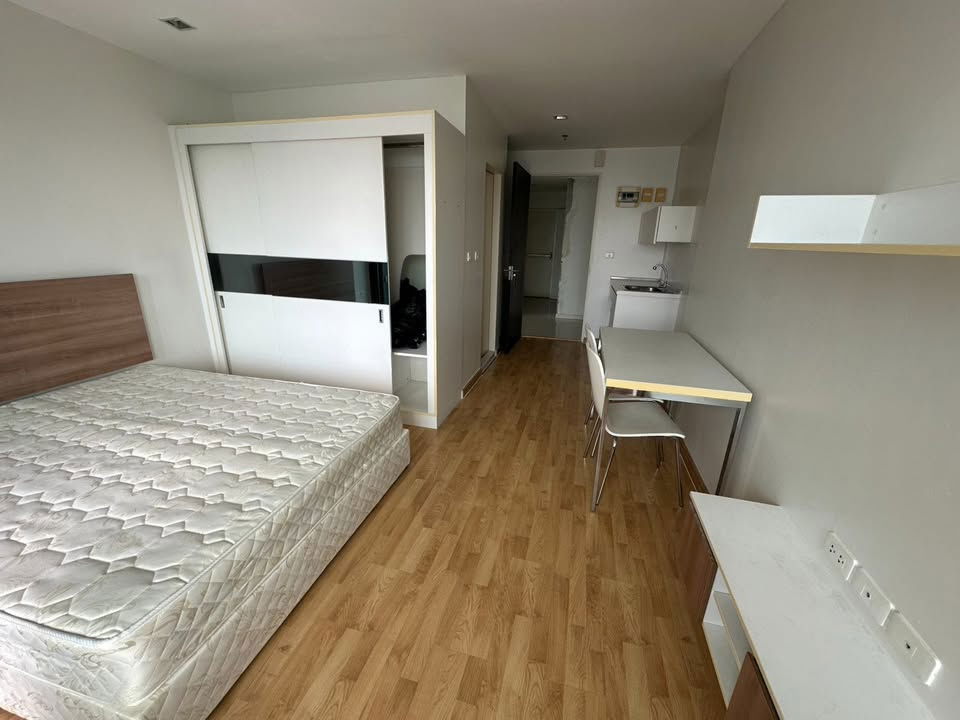 รูป ให้เช่า คาซ่า คอนโด อโศก - ดินแดง มีเฟอร์นิเจอร์+เครื่องใช้ไฟฟ้าครบ - รูปที่ 3/4