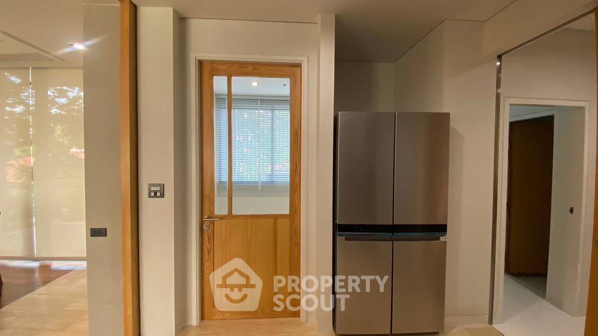 picture 3-BR Condo at Domus Condominium near BTS Asok (ID 2209379) - 41/43