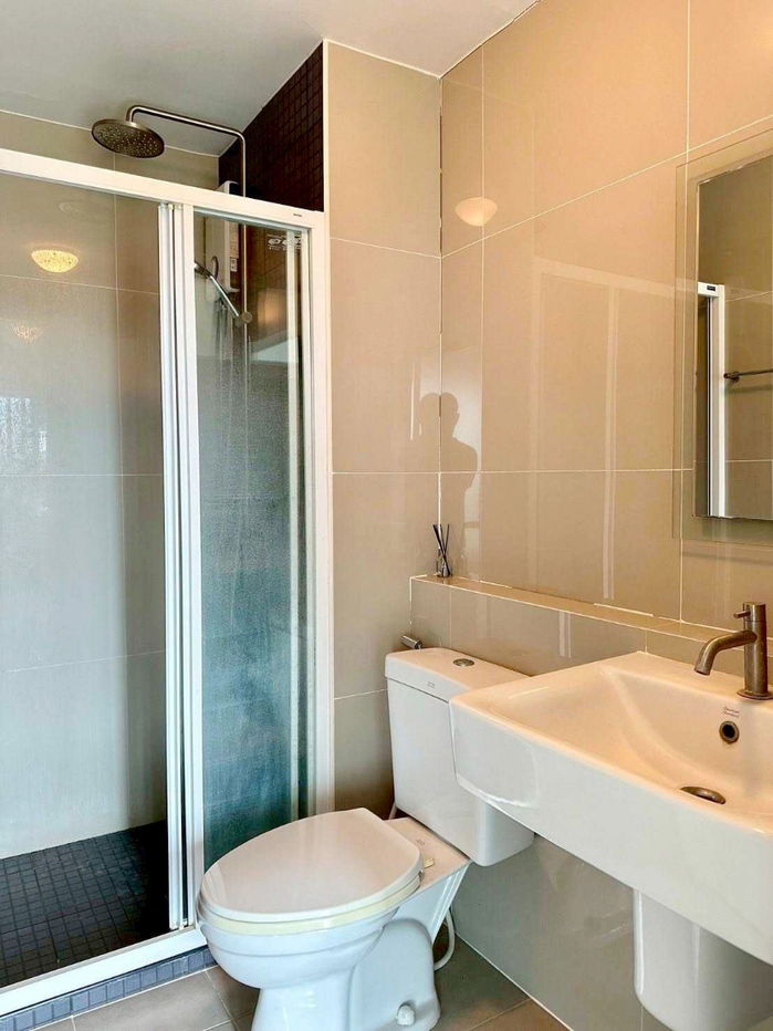 รูป คอนโดใจกลางเมือง ให้เช่าเดือนละ 12,000 บาท ใกล้เซ็นทรัลเฟสติวัลเพียง 5 นาที No.6C465 - รูปที่ 7/8