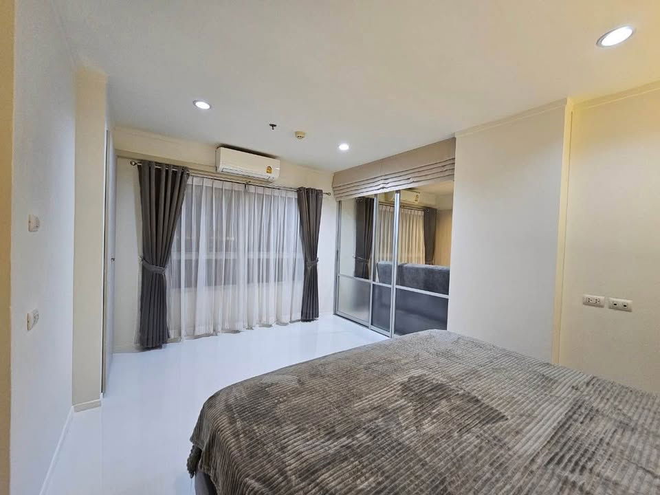 picture Lumpini Ville Sukhumvit 77(2) | Spacious 46 sqm, Short-term Contract Available (3-6 Months), near BTS On Nut - 1/6