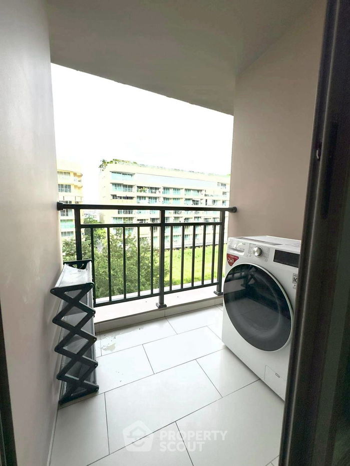 picture 1-BR Condo at Arcadia Center Suites close to Phratamnak (ID 2511786) - 9/11