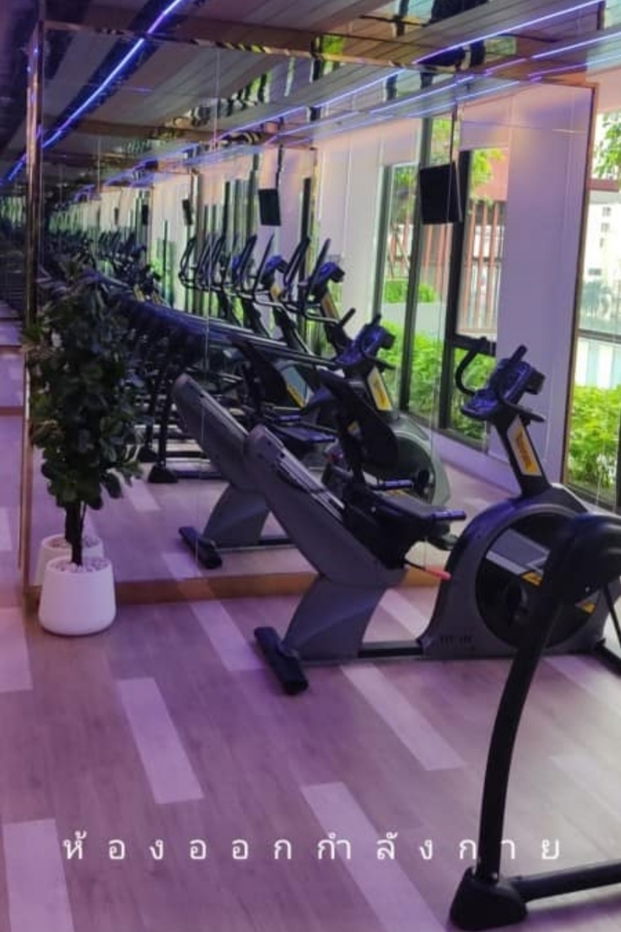 picture Urgent Sale: Condo Near Airport Link Ramkhamhaeng Station 
 - 8/19