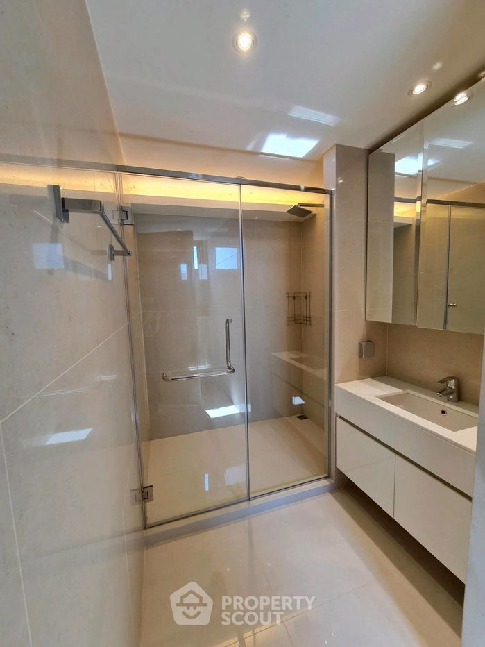 picture 4-BR Condo at H Sukhumvit 43 near BTS Phrom Phong (ID 2513803) - 13/15