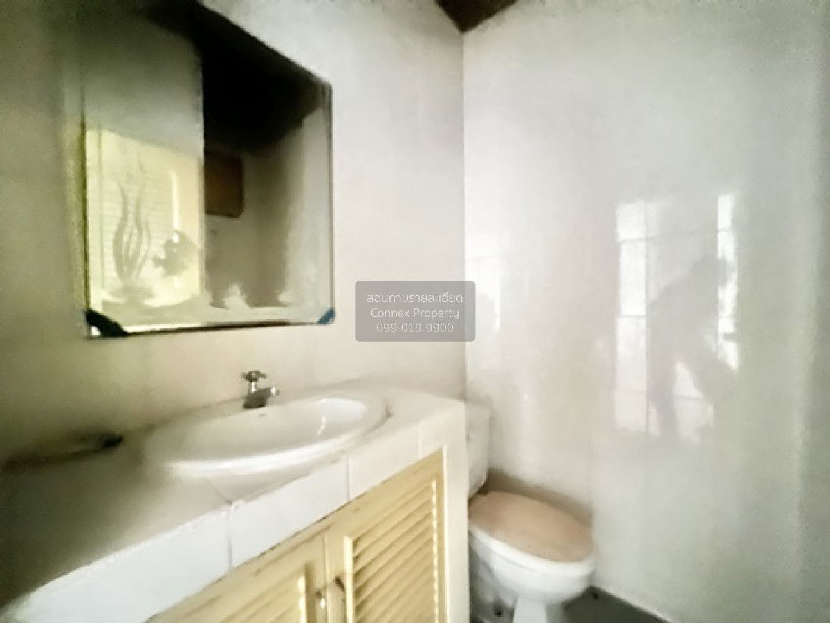 รูป ขายทาวน์เฮ้าส์/ทาวน์โฮม  บ้านเกษมสันต์ ลาดพร้าว ห้องมุม MRT-ลาดพร้าว 71 (สายสีเหลือง) ลาดพร้าว เขต ลาดพร้าว กรุงเทพ CX-140952 ✅ ทักไลน์ @connexproperty ตอบทันที ทีมงานมืออาชีพ ✅ - รูปที่ 6/12