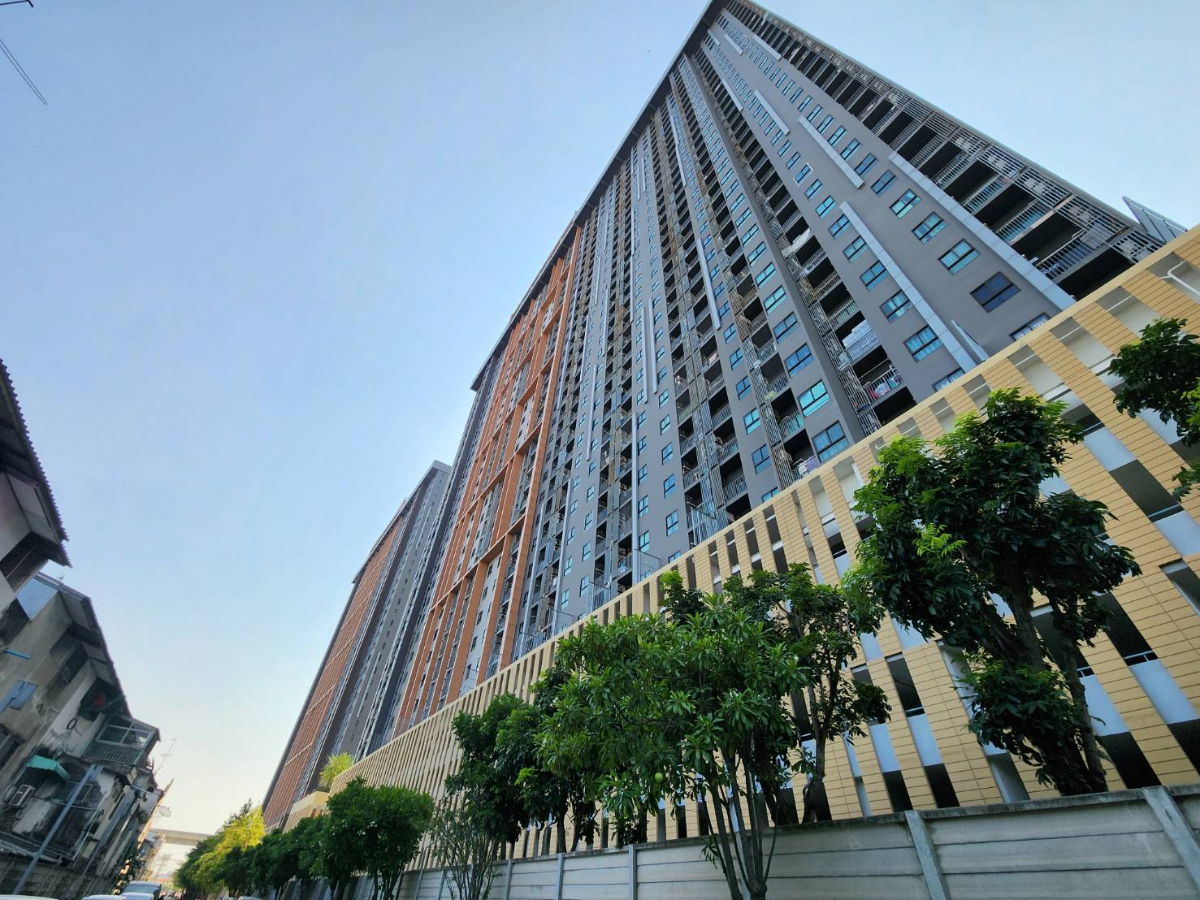 รูป ห้องพร้อมอยู่**ห้องว่างครับผม มีเครื่องซักผ้า ** ให้เช่า พลัม เซ็นทรัลเฟส 1 !!ภาพห้องจริง !! วิวทิศตะวันออก แดดเช้าไม่ร้อน SN490.83 - รูปที่ 32/50