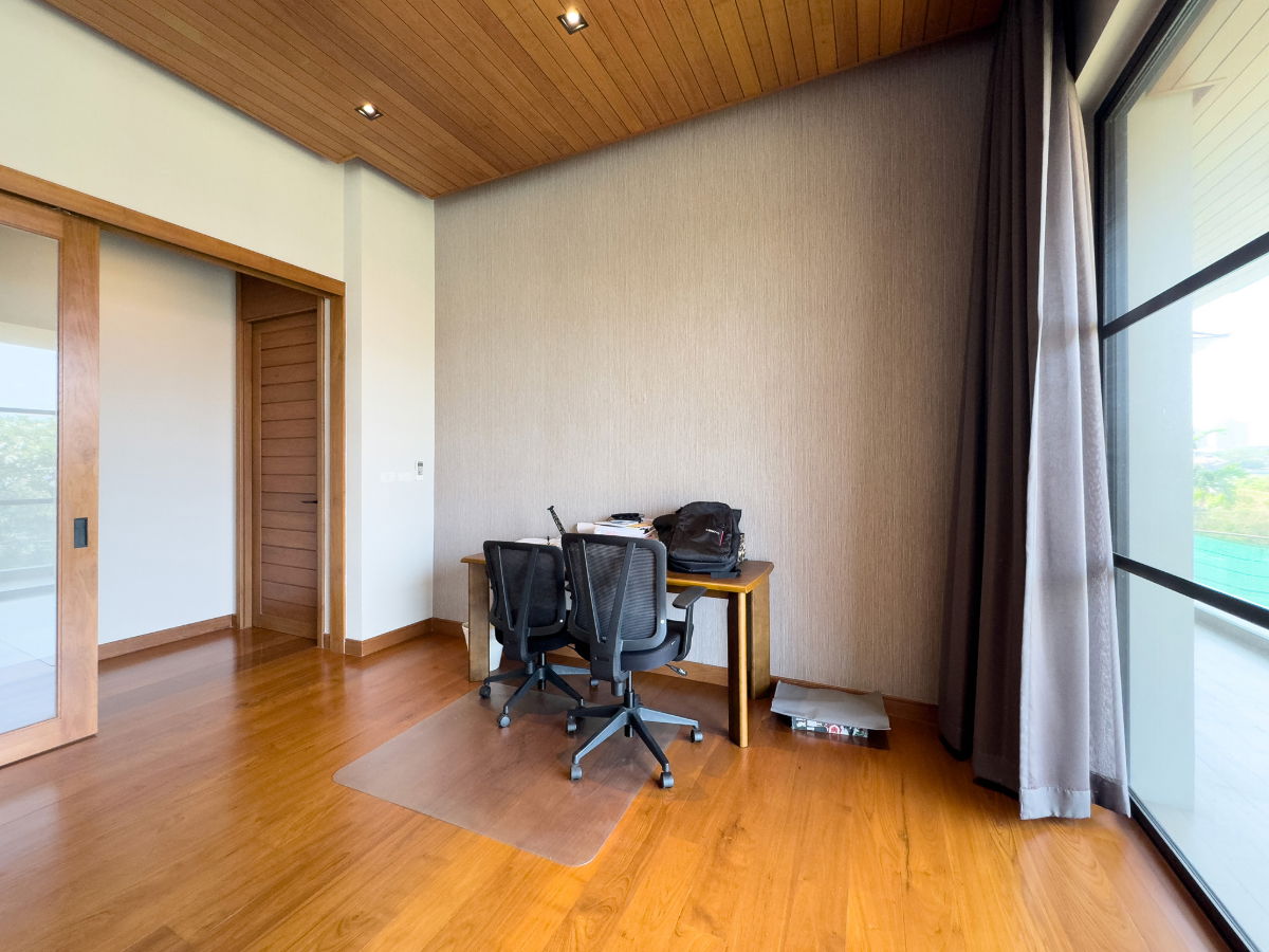 รูป เจ้าของขายเอง! บ้านเดี่ยวหรู รีโนเวทใหม่สไตล์โมเดิร์น พร้อมรายได้ค่าเช่า 210,000 บ./เดือน ขายบ้าน เอเวอร์กรีน วิลล์ บางนา–ตราด 56 (Evergreen Ville) - รูปที่ 25/41