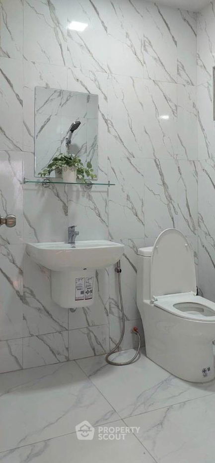 picture 2-BR Semi-detached House in Si Racha (ID 1481759) - 11/11