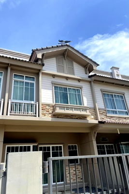 เช่าทาวน์โฮม นิคมอุตสาหกรรมแพรกษา : บ้านใช้เช่า อินดี้2 ศรีนครินทร์ **ซอยทรัพย์บุญชัย28