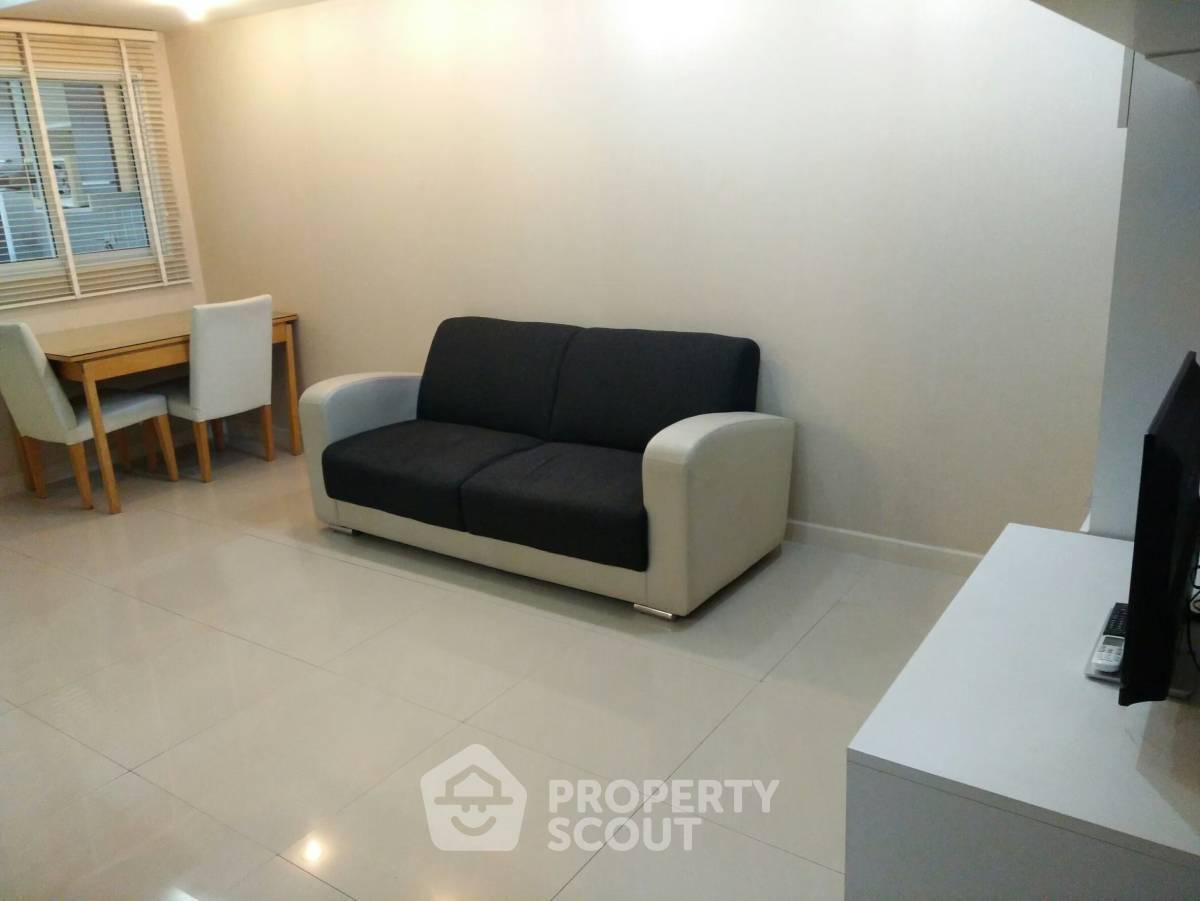 picture 1-BR Condo at Zenith Place @ Sukhumvit Condominium near BTS Phra Khanong (ID 1084332) - 9/9