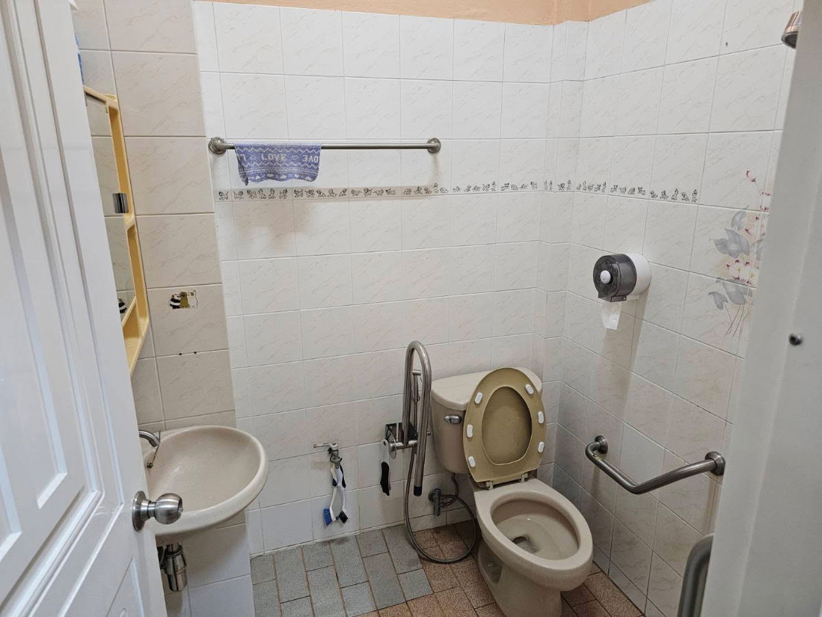 picture #R8525 🎉 301268 House for Rent, Sikharin Village, Ramkhamhaeng 24 - 11/12