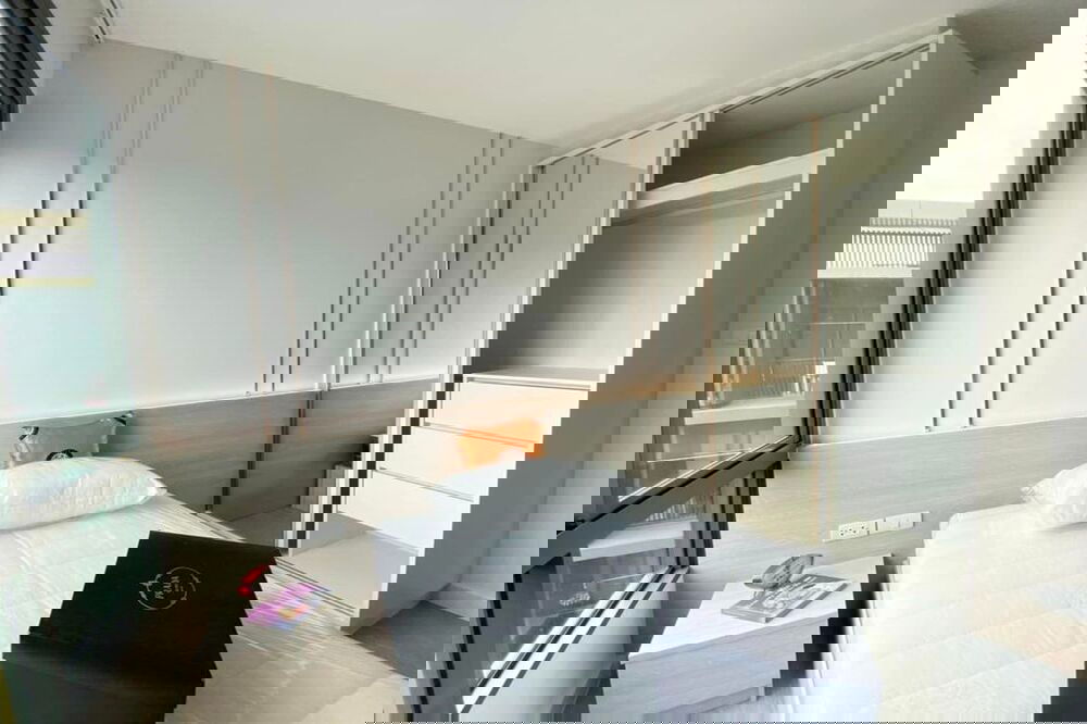 picture 🔥 For Rent !! pool view, Good location!! Code C20230700629...MetroLuxe Phaholyothin - Sutthisan, 2 bed, 2 bath, furnished, ready to move in📣📣 - 8/18