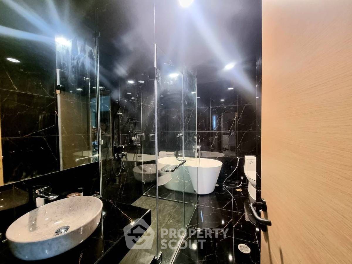 picture 1-BR Condo at The Fourwings Residence in Hua Mak (ID 2511830) - 7/13