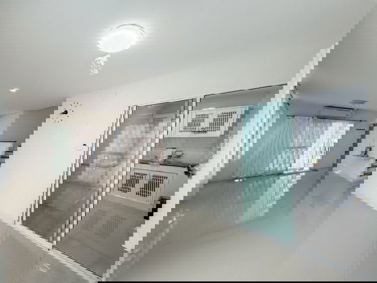 รูป ขายบ้านแฝดมือสองนนทบุรี โครงการ ชวนชื่น พระราม7-สิรินธร (Chuanchuen Rama 7-Sirindhorn) เนื้อที่ 36 ตร.ว. ใกล้รถไฟฟ้าสายสีแดงสถานีบางบำหรุ  - รูปที่ 6/12