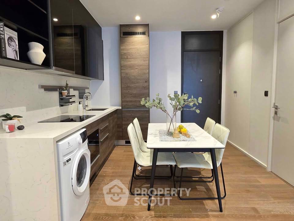 picture 2-BR Condo at Muniq Langsuan near BTS Ratchadamri (ID 2514177) - 5/16