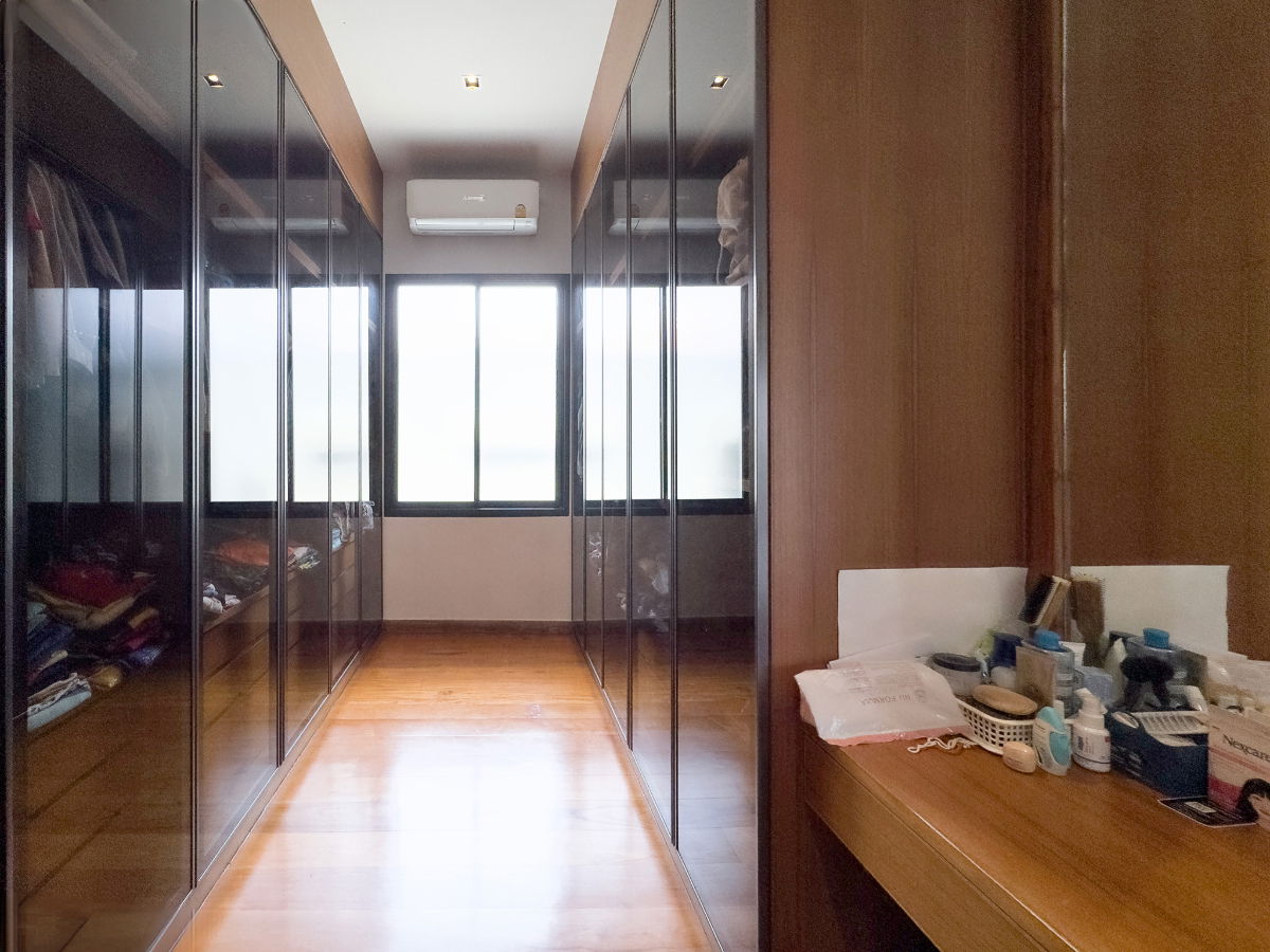 รูป เจ้าของขายเอง! บ้านเดี่ยวหรู รีโนเวทใหม่สไตล์โมเดิร์น พร้อมรายได้ค่าเช่า 210,000 บ./เดือน ขายบ้าน เอเวอร์กรีน วิลล์ บางนา–ตราด 56 (Evergreen Ville) - รูปที่ 30/41