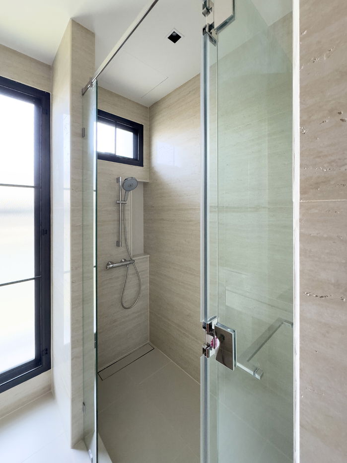 รูป เจ้าของขายเอง! บ้านเดี่ยวหรู รีโนเวทใหม่สไตล์โมเดิร์น พร้อมรายได้ค่าเช่า 210,000 บ./เดือน ขายบ้าน เอเวอร์กรีน วิลล์ บางนา–ตราด 56 (Evergreen Ville) - รูปที่ 41/41