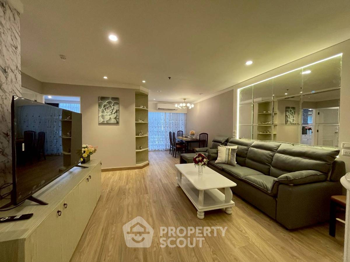 picture 2-BR Condo at The Waterford Diamond Tower Sukhumvit near BTS Phrom Phong (ID 2510079) - 1/10