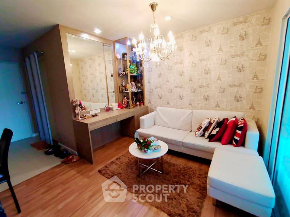 picture 1-BR Condo at We Condo Ekamai Ramindra in Tha Raeng (ID 811117) - 1/11