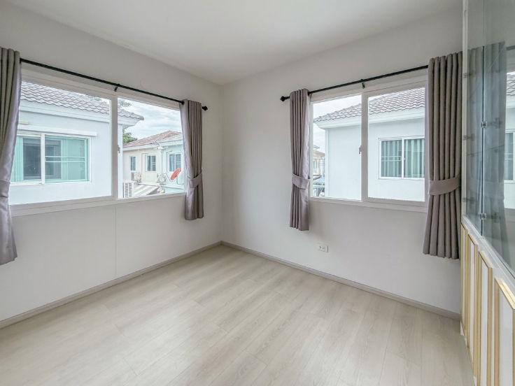 รูป ขายบ้านแฝดมือสอง โครงการ วิลลาจจิโอ ปิ่นเกล้า-ศาลายา (Villaggio Pinklao-Salaya) เนื้อที่ 35 ตร.ว. ใกล้เซ็นทรัลศาลายา - รูปที่ 8/12