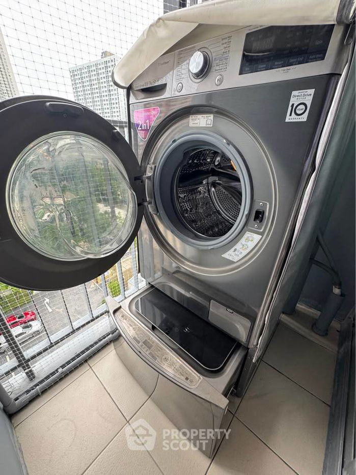 picture 1-BR Condo at Plum Condo Ram 60 Interchange in Hua Mak (ID 2444601) - 9/10