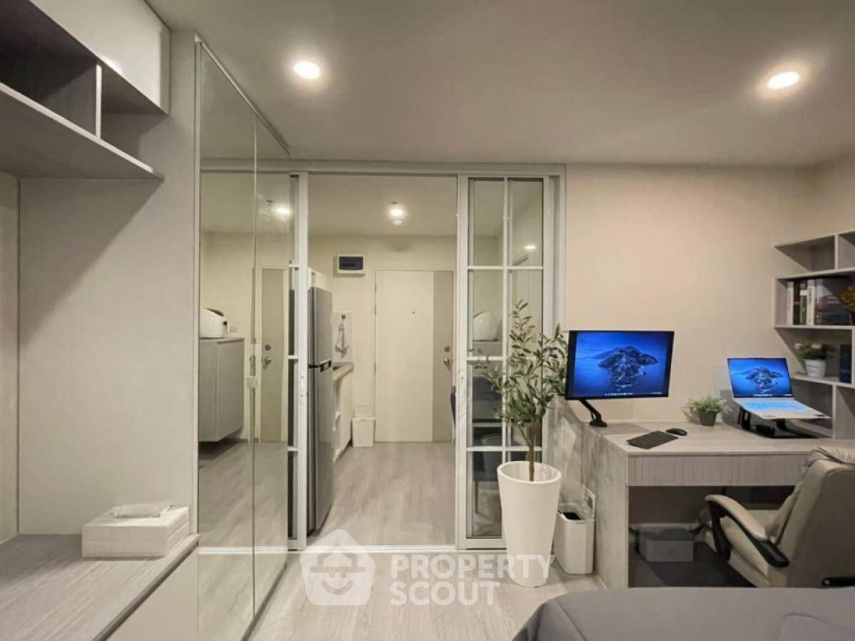 picture 1-BR Condo at Lumpini Ville Phatanakan-Srinakarin in Suan Luang (ID 1556579) - 3/18