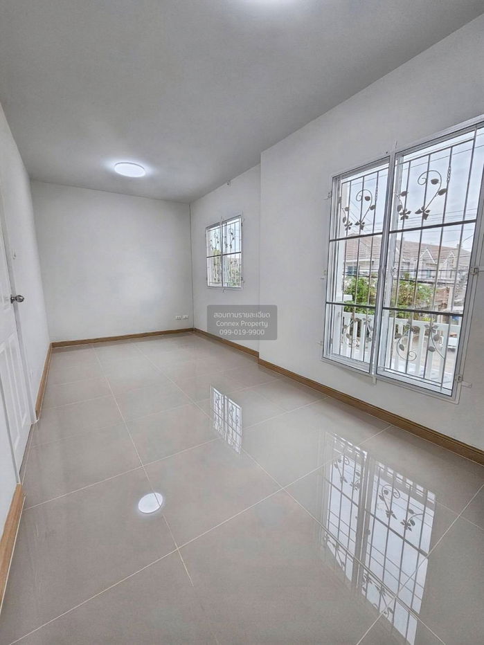 รูป ขายทาวน์เฮ้าส์/ทาวน์โฮม พฤกษาวิลล์ 53/2 สะเเกงาม หน้ากว้าง รีโนเวทใหม่ แสมดำ เขต บางขุนเทียน กรุงเทพ CX-140708 ✅ ทักไลน์ @connexproperty ตอบทันที ทีมงานมืออาชีพ ✅ - รูปที่ 5/8