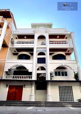 Houses for rent : White Mansion | A 5-story house in the heart of Bangkok, Thonglor Soi 25, near the BTS, Samitivej Hospital, and the pier. #