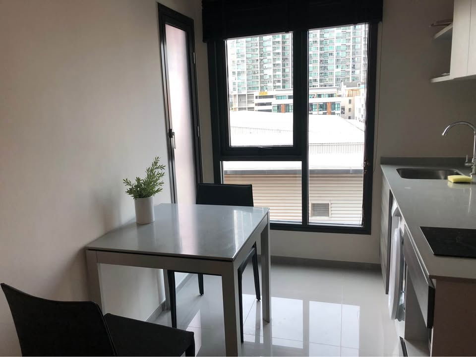 picture For Rent CENTRIC RATCHADA – HUAI KHWANG (Near Mrt Huai Khwang) - 6/12