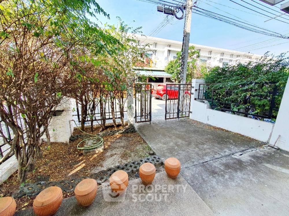 picture 3-BR House in Bang Kaeo (ID 1627788) - 35/42