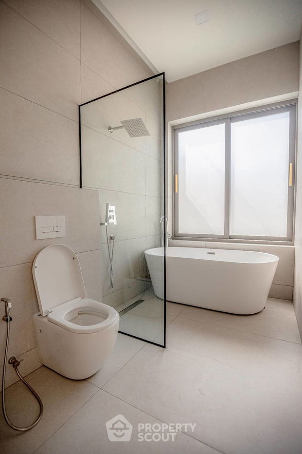 picture 4-BR Villa close to Pattaya (ID 2513795) - 15/22