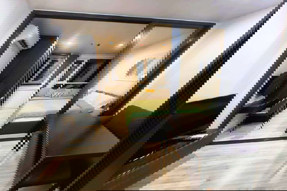 รูป 🔥 สำหรับเช่า !! วิวสวน, ทำเลดี!! 🔥 Code C20230300066..........XT Huaikhwang, 1 ห้องนอน, 1 ห้องน้ำ, แต่งครบ, พร้อมเข้าอยู่📣📣 - รูปที่ 2/7