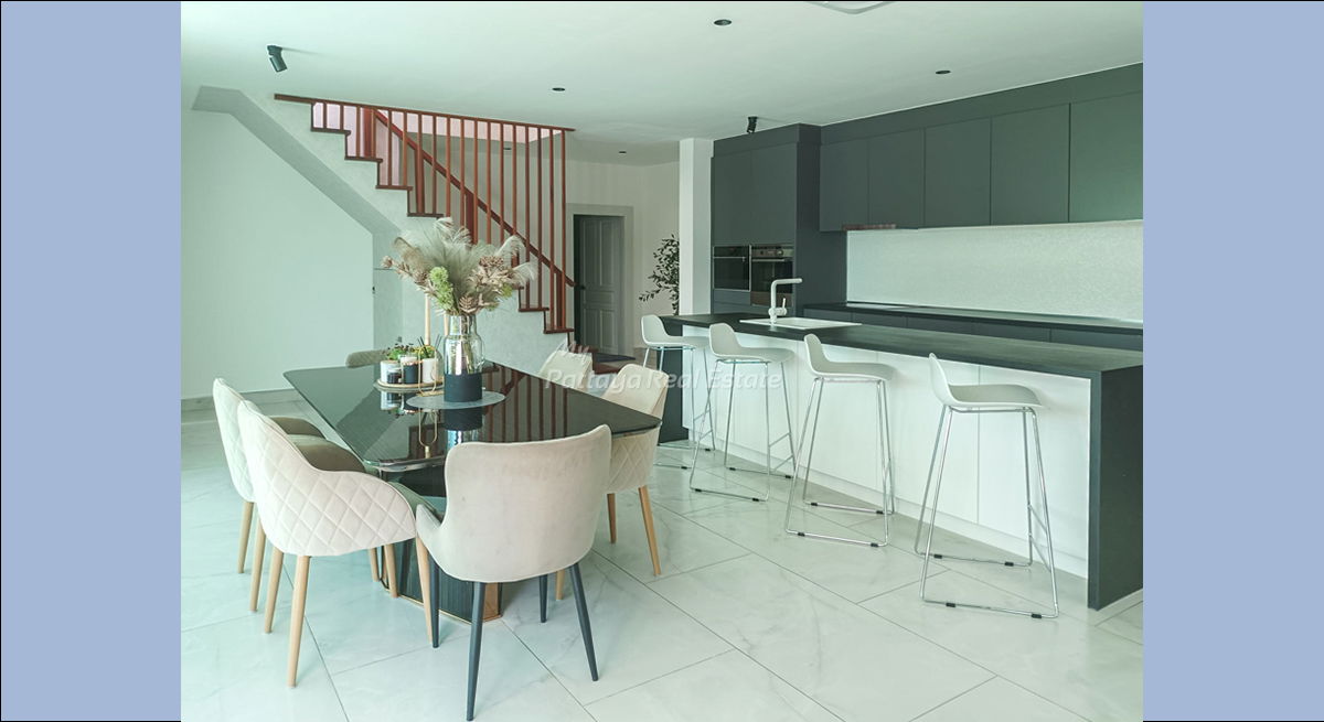 รูป HESRV04 - ขายบ้านวิลล่า 8 ห้องนอน สยาม รอยัล วิว - รูปที่ 9/18