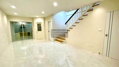 ทาวน์โฮม กรุงเทพมหานคร : ขายทาวน์เฮ้าส์/ทาวน์โฮม  ทาวน์ พลัส พระราม 9 รีโนเวทใหม่ หัวหมาก เขต บางกะปิ กรุงเทพ CX-140112 ✅ ทักไลน์ @connexproperty ตอบทันที ทีมงานมืออาชีพ ✅