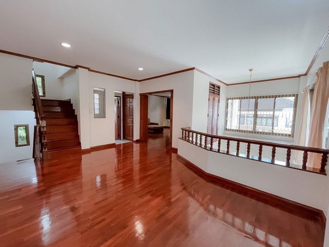 รูป บ้านเดี่ยว4ชั้น 80ตรว.ชั้นบนสุดเป็นดาดฟ้า สุุขุมวิท ใกล้สถานี BTS นานา - รูปที่ 4/8