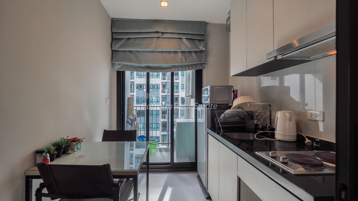 picture Foreigner Name - 1 Bedroom Condo for sale in The Base Central Pattaya BASE47 - 6/17