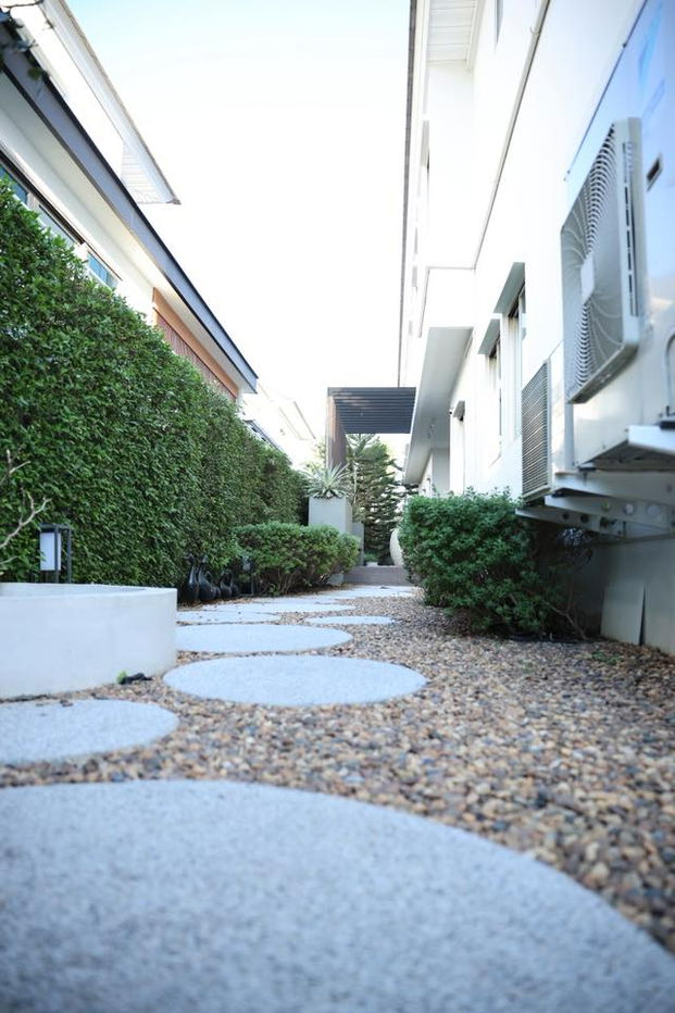 รูป HR3124LUXURY LISTING] Perfect Masterpiece Krungthep Kreetha ที่สุดของคฤหาสน์หรู บนทำเลศักยภาพแห่งการใช้ชีวิต | พร้อมเข้าอยู่ทันที - รูปที่ 3/68