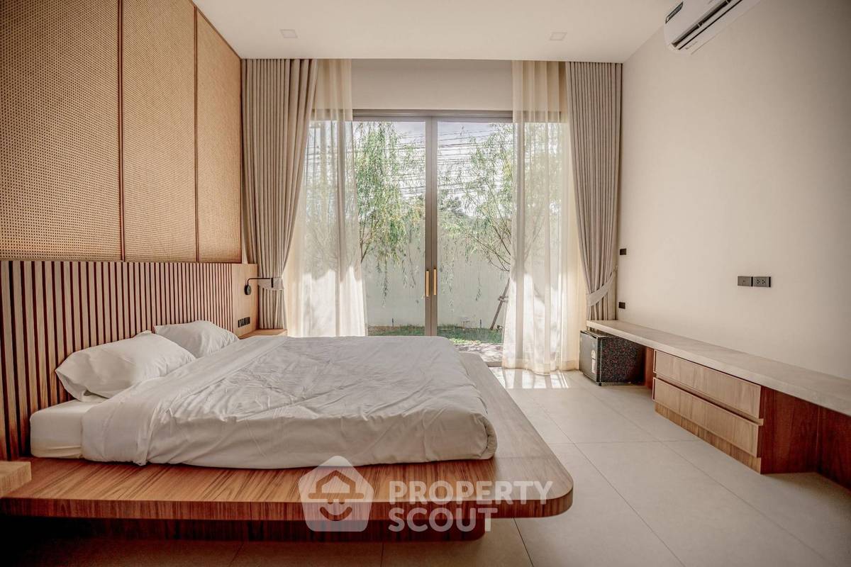 picture 4-BR Villa close to Pattaya (ID 2513795) - 14/22