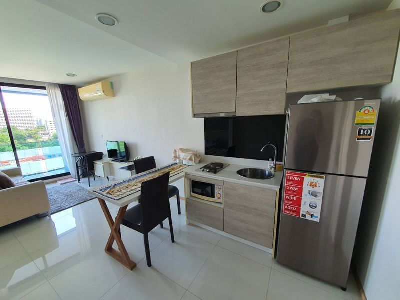 picture Hot sale 1 bedroom 40 Sq.m on 6th floor - 10/12