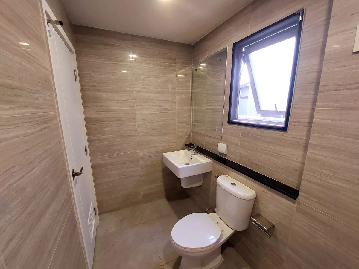 รูป #R8534 🎉 301268 ให้เช่าบ้าน Grand Britania Rama 9 - Krungthepkreetha - รูปที่ 7/22