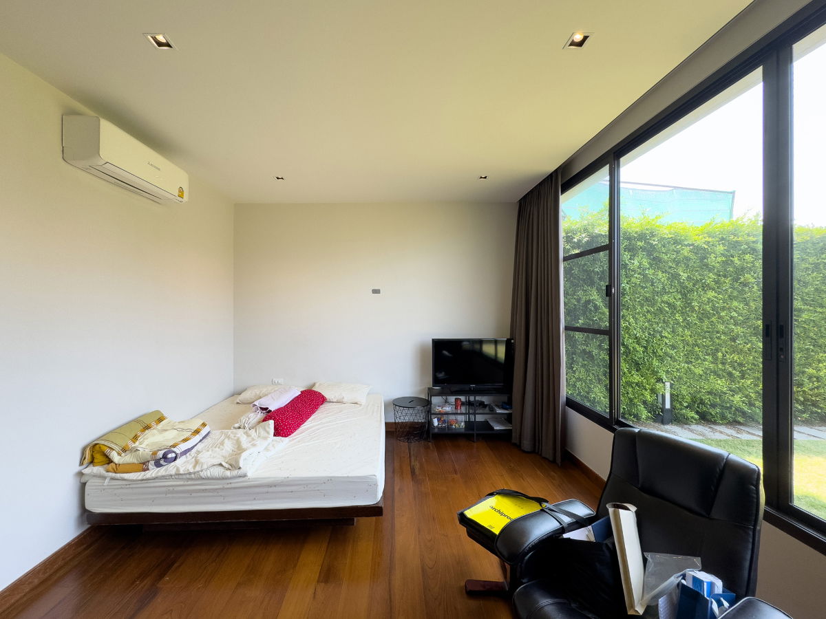 รูป เจ้าของขายเอง! บ้านเดี่ยวหรู รีโนเวทใหม่สไตล์โมเดิร์น พร้อมรายได้ค่าเช่า 210,000 บ./เดือน ขายบ้าน เอเวอร์กรีน วิลล์ บางนา–ตราด 56 (Evergreen Ville) - รูปที่ 16/41