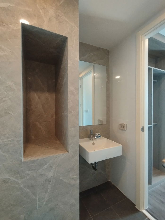 picture Condo For Rent NearFully fernished Lease 8000- - 12/16