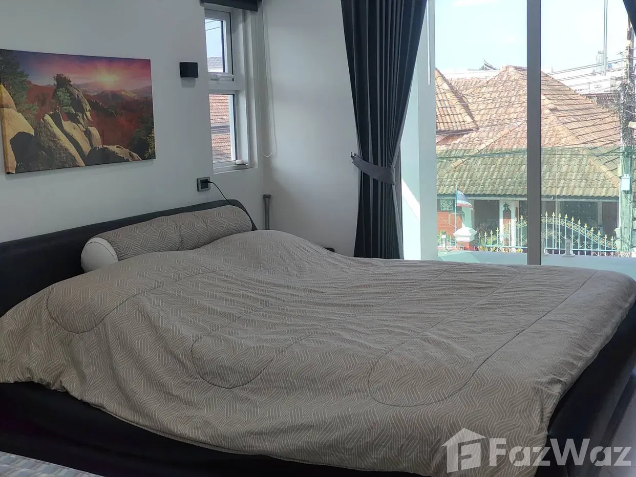 picture Pattaya Lagoon Village 5 Bedroom with En-suites & pool with 5811073 - 12/14