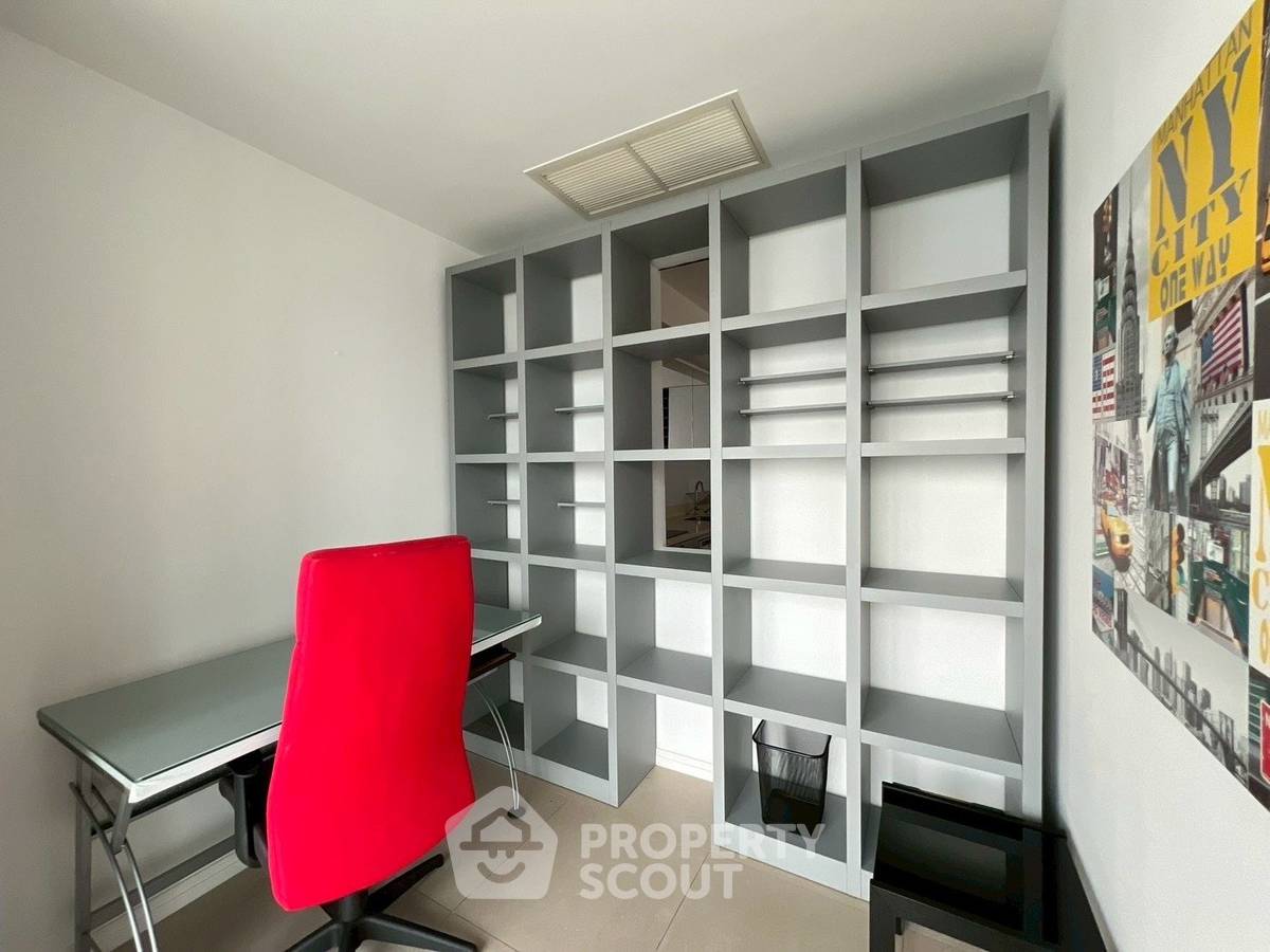 picture 2-BR Condo at The River Condominium near BTS Saphan Taksin (ID 2513607) - 8/11