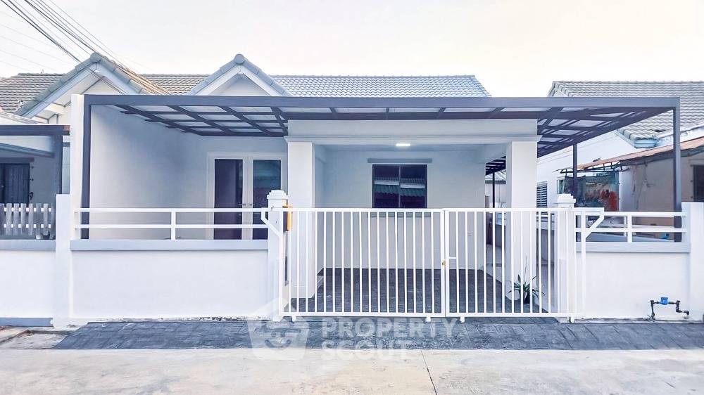 picture 2-BR Semi-detached House in Si Racha (ID 1481759) - 1/11